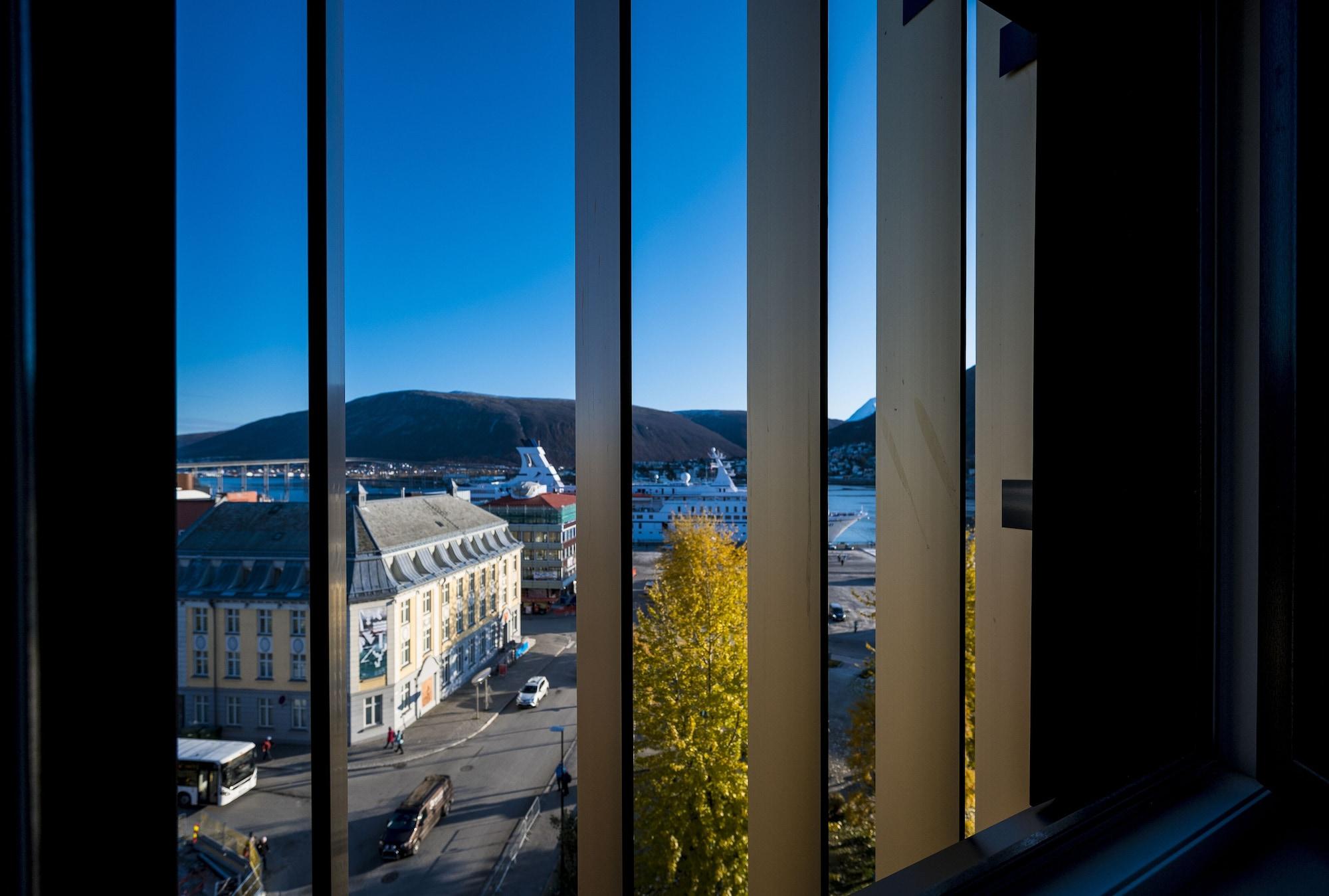 Quality Hotel Saga Tromso Exterior photo